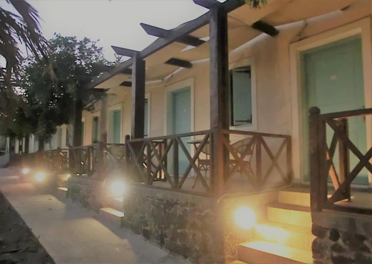 Santorini Camping/Rooms Fira  Exterior photo